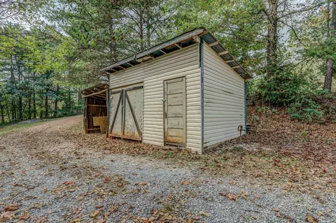 1576 Pineview Dr, Vinton, VA 24179 photo 8