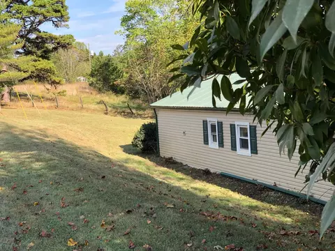 1576 Pineview Dr, Vinton, VA 24179 photo 39