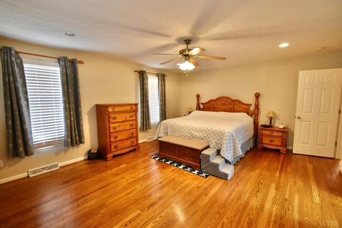 1086 Steeplechase Dr, Evington, VA 24550 photo 28