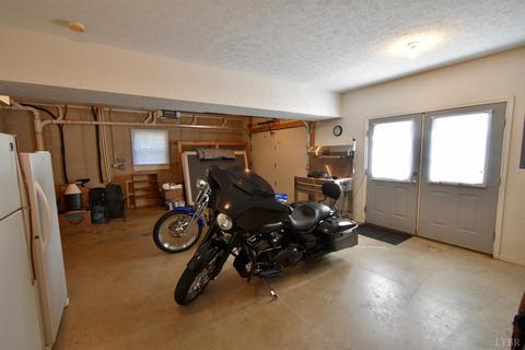 1086 Steeplechase Dr, Evington, VA 24550 photo 56