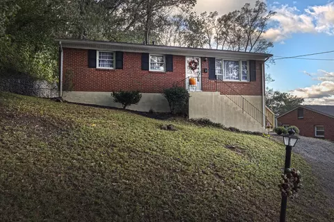 535 Linden St SE, Roanoke, VA 24014 photo 2