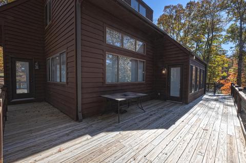 71 Penhook Pt, Penhook, VA 24137 photo 16