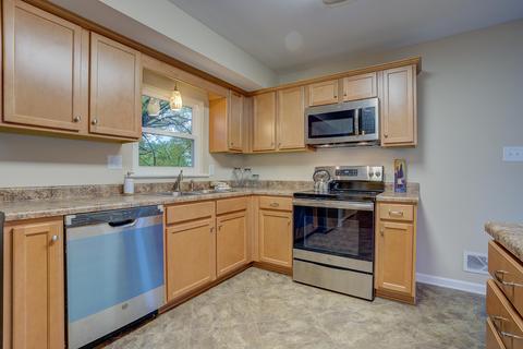 611 E Augusta Ave, Vinton, VA 24179 photo 8