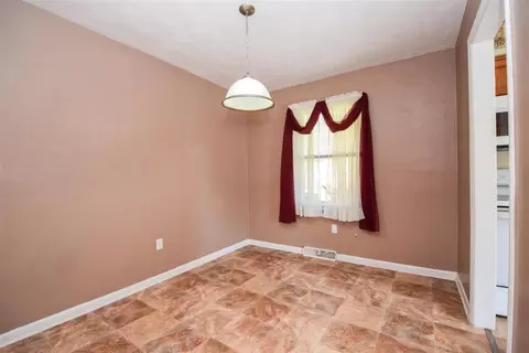 760 Estates Rd SE, Roanoke, VA 24014 photo 9