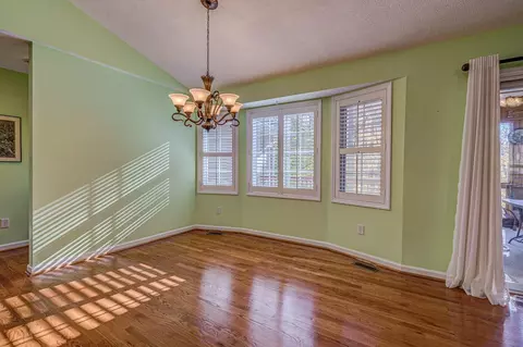 112 Bent Tree Rd, Moneta, VA 24121 photo 6