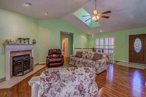 112 Bent Tree Rd, Moneta, VA 24121 photo 5