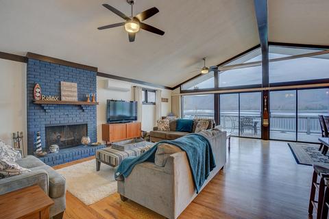 6300 Smith Mountain Rd, Penhook, VA 24137 photo 7