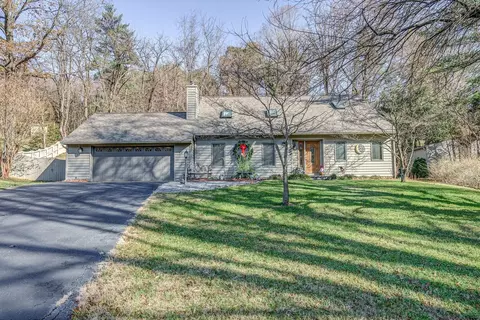 708 Beech Rd, Salem, VA 24153 photo 1