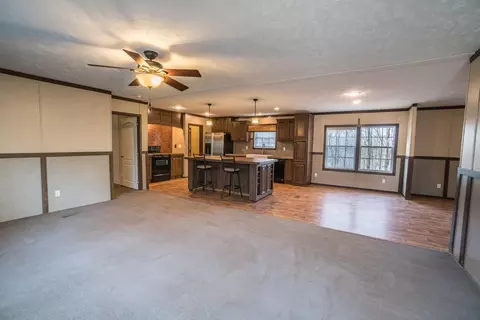 302 Willowridge Dr, Thaxton, VA 24174 photo 9