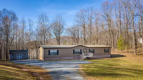 302 Willowridge Dr, Thaxton, VA 24174 photo 5