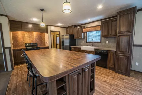 302 Willowridge Dr, Thaxton, VA 24174 photo 10
