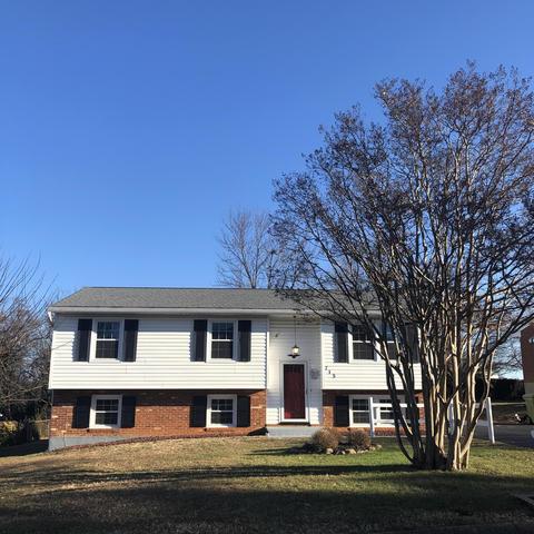 715 Pyrtle Dr, Salem, VA 24153 photo 1