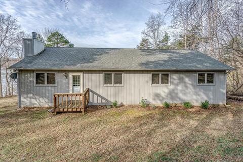 6493 Horseshoe Bend Rd, Goodview, VA 24095 photo 4