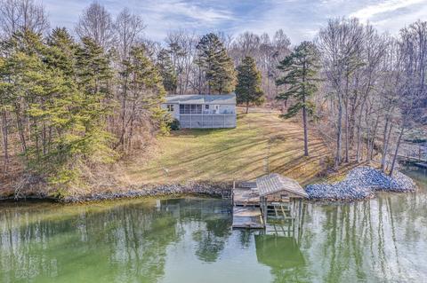 6493 Horseshoe Bend Rd, Goodview, VA 24095 photo 1