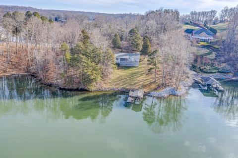 6493 Horseshoe Bend Rd, Goodview, VA 24095 photo 2