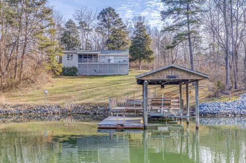 6493 Horseshoe Bend Rd, Goodview, VA 24095 photo 9