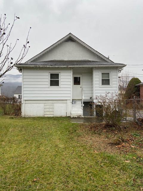 314 E Phillip St, Covington, VA 24426 photo 13