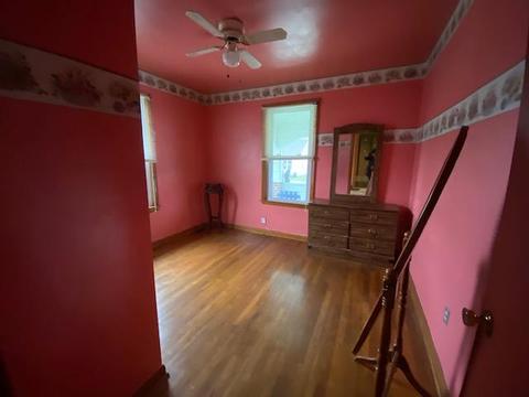 314 E Phillip St, Covington, VA 24426 photo 9