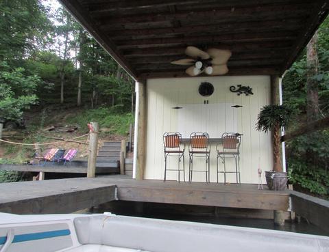 2246 Navigation Pt, Goodview, VA 24095 photo 25