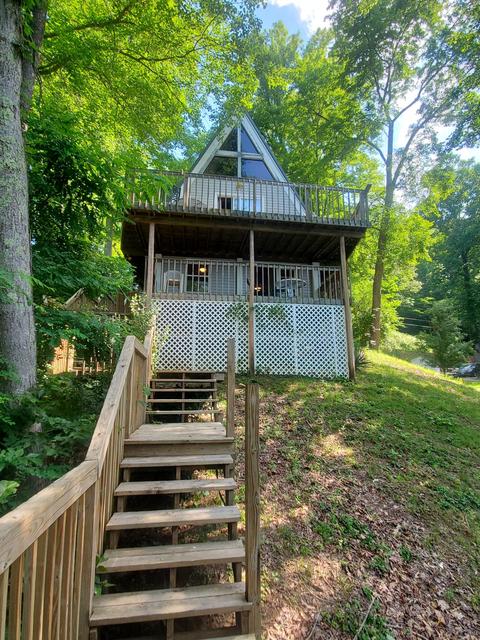 1086 Haygood Dr, Goodview, VA 24095 photo 2