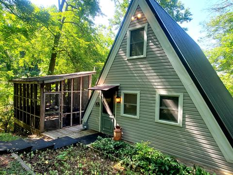 1086 Haygood Dr, Goodview, VA 24095 photo 6