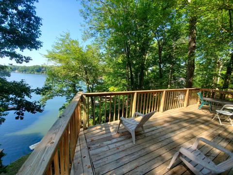 1086 Haygood Dr, Goodview, VA 24095 photo 8