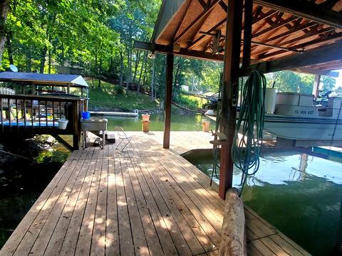 1086 Haygood Dr, Goodview, VA 24095 photo 12