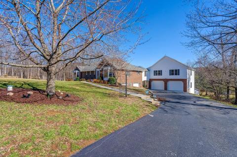 403 Brookledge Dr, Vinton, VA 24179 photo 2