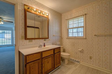 403 Brookledge Dr, Vinton, VA 24179 photo 24