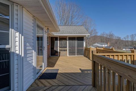 403 Brookledge Dr, Vinton, VA 24179 photo 30