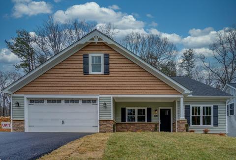 4261 Daugherty Rd, Salem, VA 24153 photo 1
