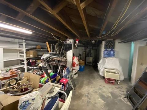 313 E Chestnut St, Covington, VA 24426 photo 12