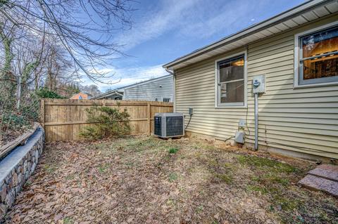 2802 Lansing Dr SW, Roanoke, VA 24015 photo 19