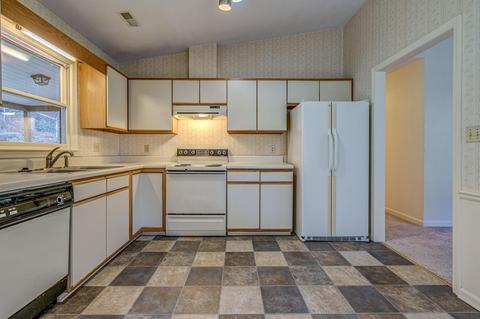 2802 Lansing Dr SW, Roanoke, VA 24015 photo 5