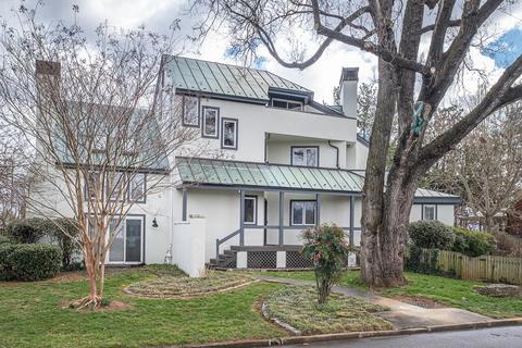 300 Pine St, Salem, VA 24153 photo 1