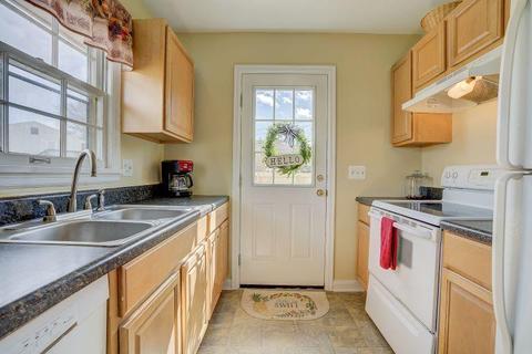 800 Pyrtle Dr, Salem, VA 24153 photo 11