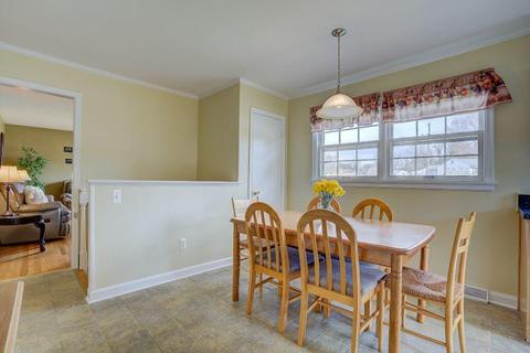 800 Pyrtle Dr, Salem, VA 24153 photo 8