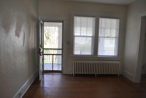 100 E 2nd St, Salem, VA 24153 photo 8