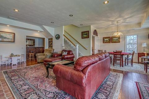270 Milestone Ln, Penhook, VA 24137 photo 32