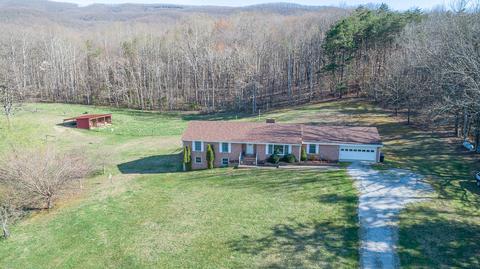 492 Bobletts Gap Rd, Buchanan, VA 24066 photo 4