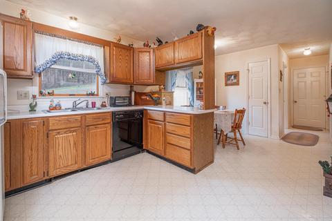 492 Bobletts Gap Rd, Buchanan, VA 24066 photo 16
