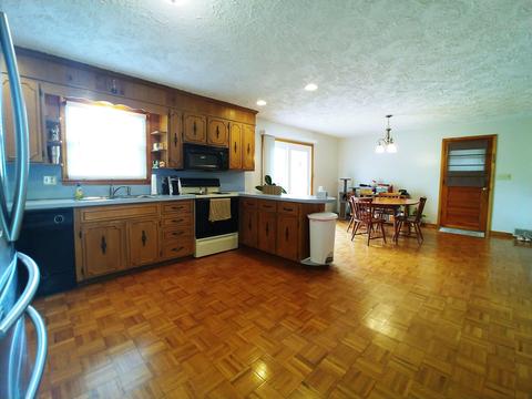 461 Old Forge Rd, Callaway, VA 24067 photo 9