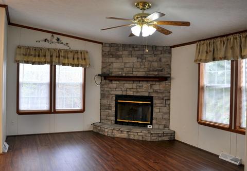 201 Timberline Trl, Vinton, VA 24179 photo 5