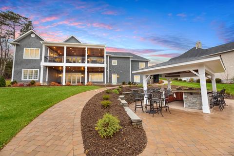 118 E View Cir, Penhook, VA 24137 photo 9