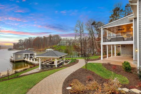 118 E View Cir, Penhook, VA 24137 photo 7