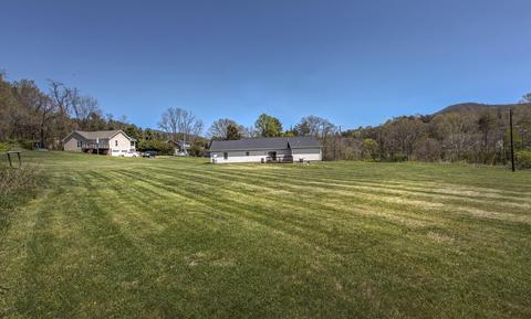 29 Fields Ave, Blue Ridge, VA 24064 photo 35