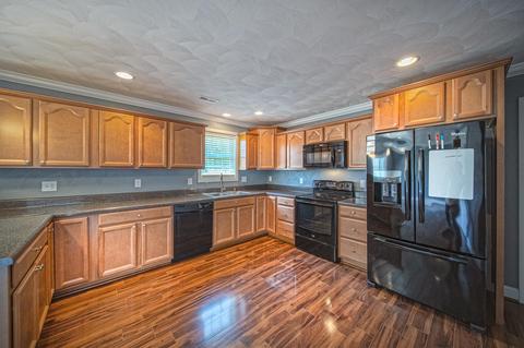 29 Fields Ave, Blue Ridge, VA 24064 photo 9