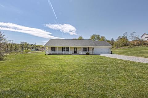 29 Fields Ave, Blue Ridge, VA 24064 photo 1