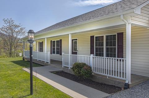 29 Fields Ave, Blue Ridge, VA 24064 photo 33
