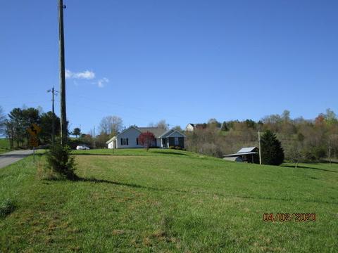 1973 Old Orchard Loop, Stuart, VA 24171 photo 5